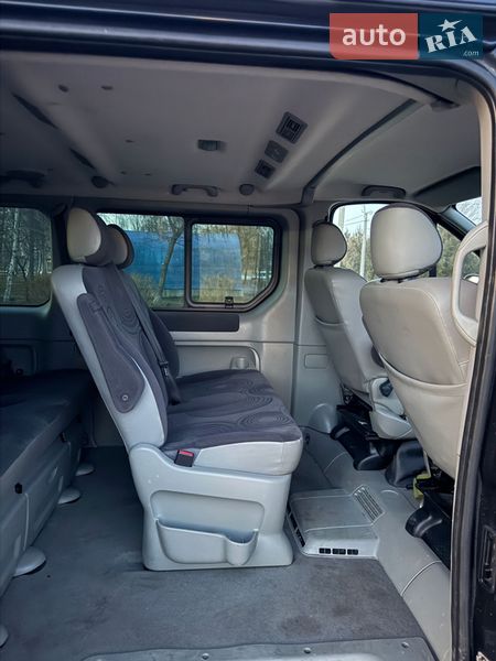 Минивэн Renault Trafic 2009 в Ровно