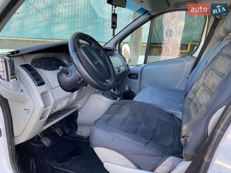 Мінівен Renault Trafic 2004 в Житомирі