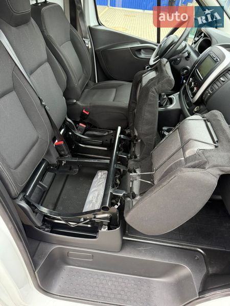 Вантажний фургон Renault Trafic 2021 в Дрогобичі