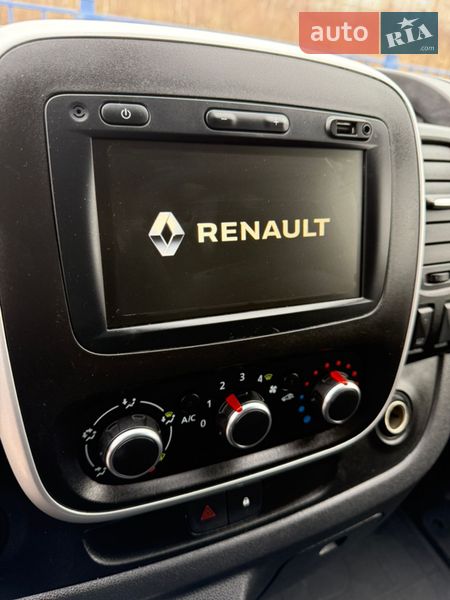 Вантажний фургон Renault Trafic 2021 в Дрогобичі