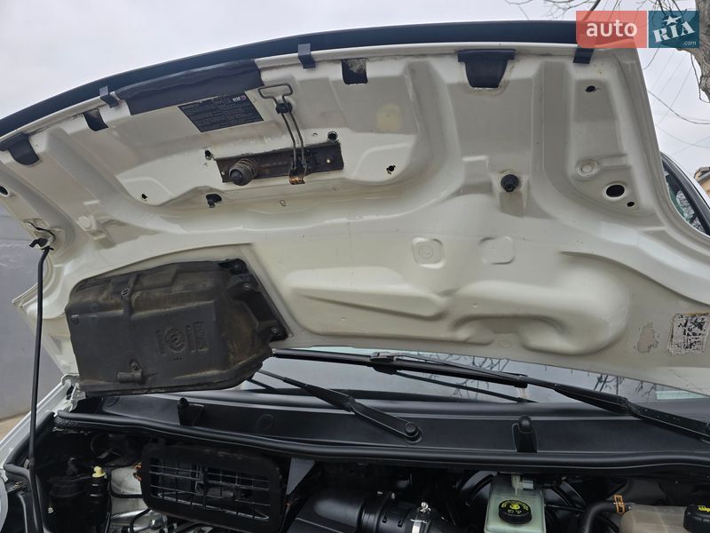 Мінівен Renault Trafic 2008 в Запоріжжі