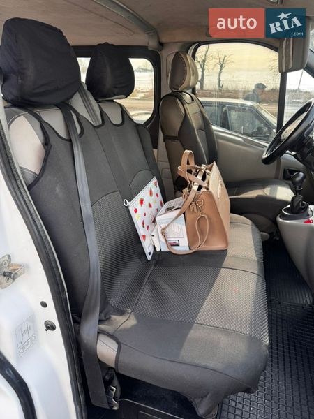 Мікроавтобус Renault Trafic 2010 в Іллінцях