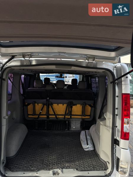 Минивэн Renault Trafic 2009 в Шаргороде