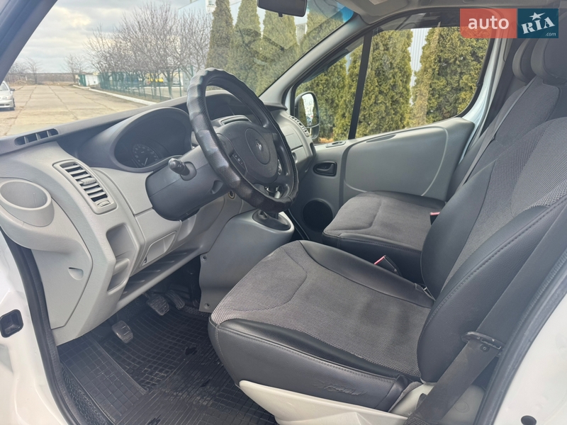 Мінівен Renault Trafic 2011 в Миколаєві