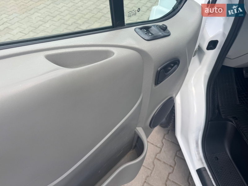 Мінівен Renault Trafic 2011 в Миколаєві