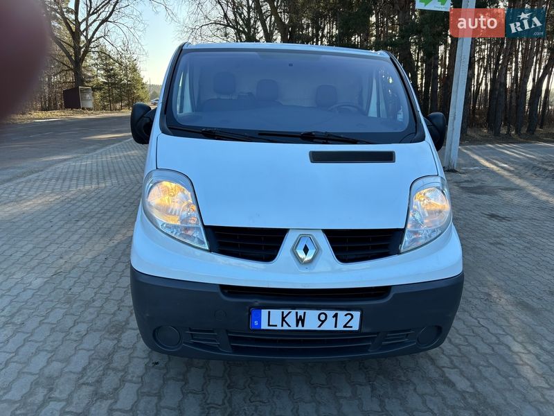 Микроавтобус грузовой (до 3,5т) Renault Trafic 2014 в Костополе