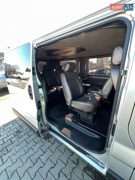 Минивэн Renault Trafic 2010 в Житомире