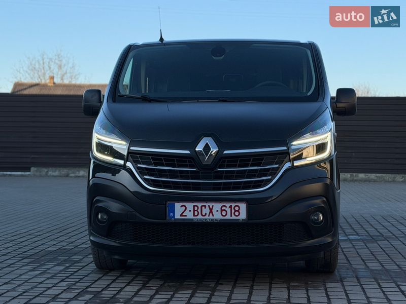 Грузопассажирский фургон Renault Trafic 2020 в Дубно