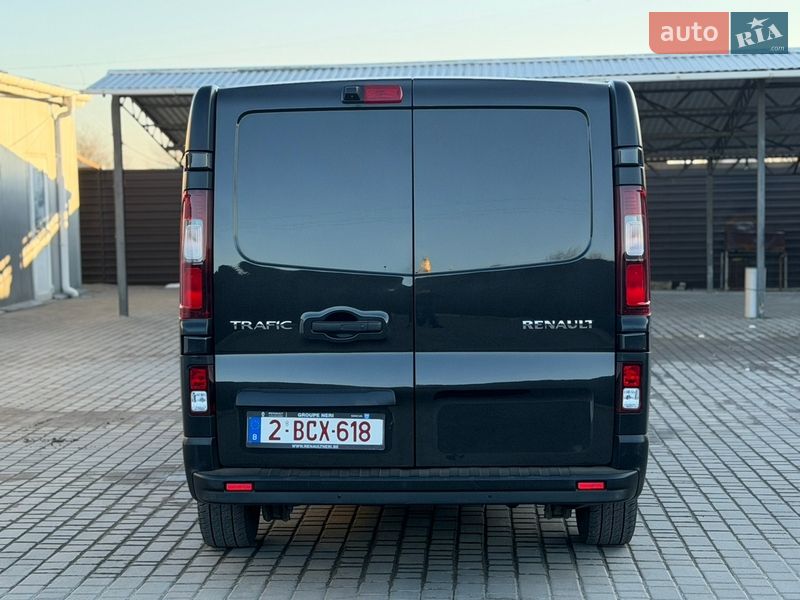 Грузопассажирский фургон Renault Trafic 2020 в Дубно