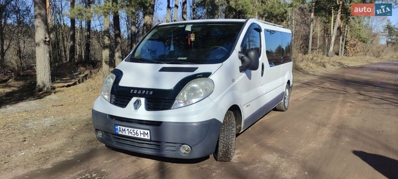 Минивэн Renault Trafic 2008 в Коростене