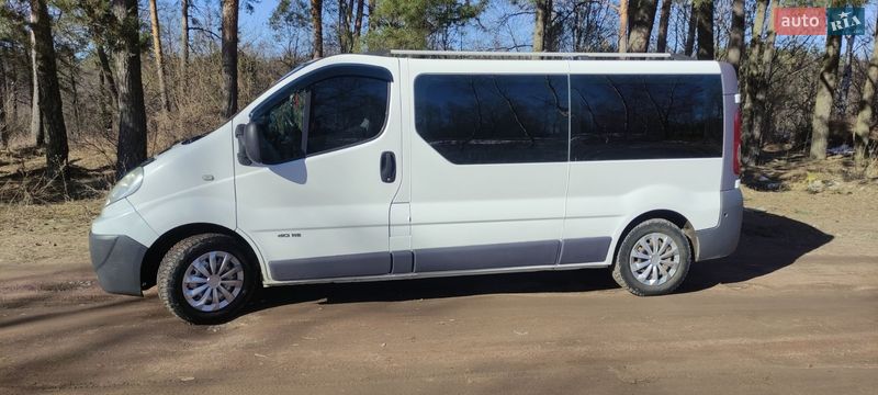 Минивэн Renault Trafic 2008 в Коростене