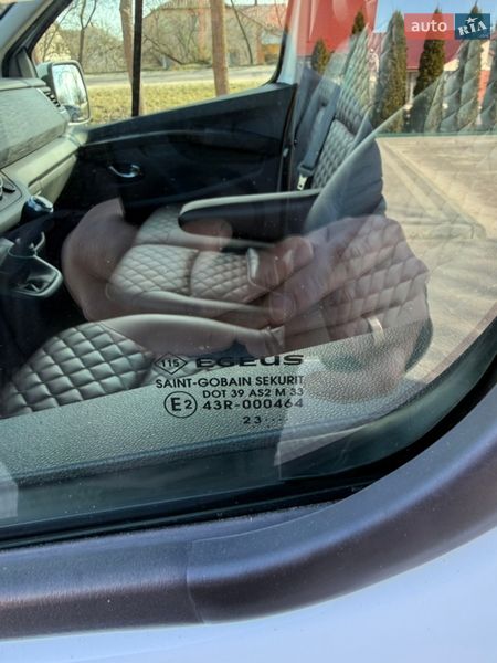 Мінівен Renault Trafic 2023 в Яворові