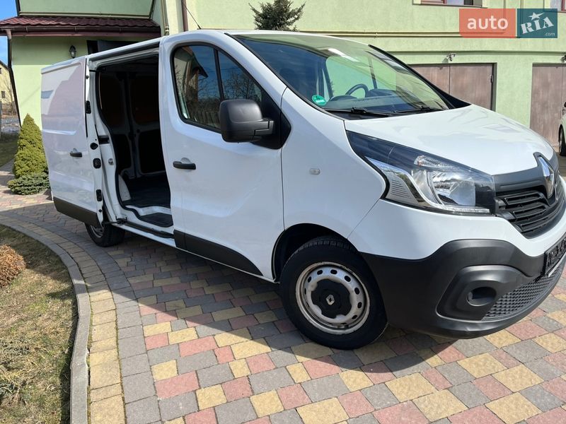 Грузовой фургон Renault Trafic 2018 в Львове