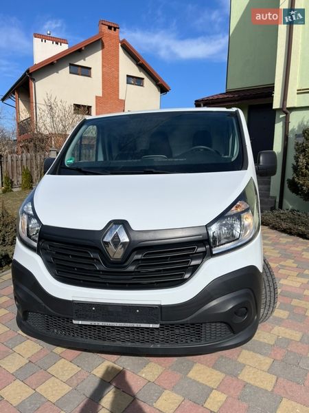 Грузовой фургон Renault Trafic 2018 в Львове