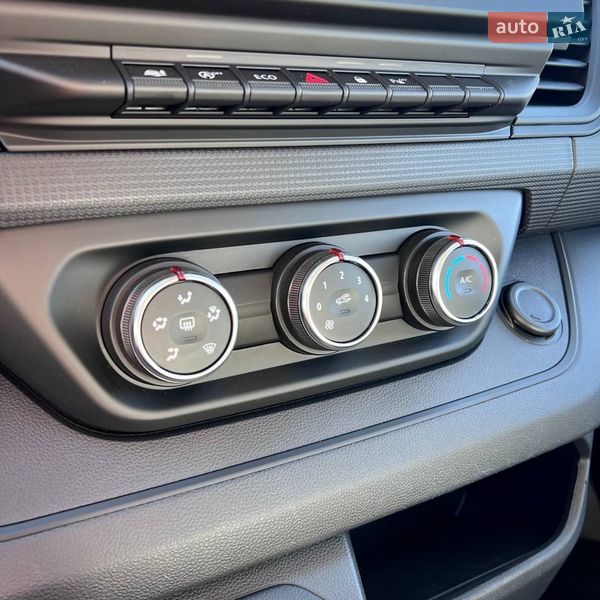 Грузовой фургон Renault Trafic 2022 в Киеве