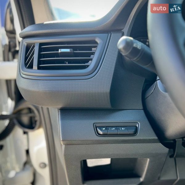 Грузовой фургон Renault Trafic 2022 в Киеве