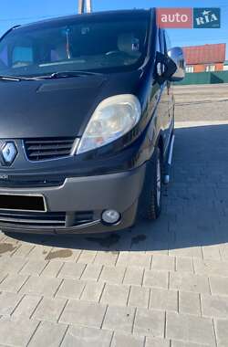 Минивэн Renault Trafic 2007 в Камне-Каширском