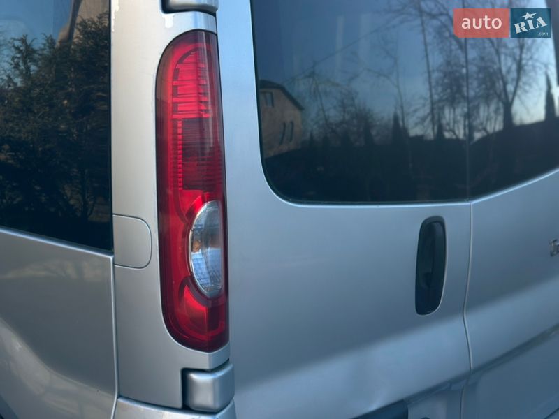 Мінівен Renault Trafic 2007 в Івано-Франківську