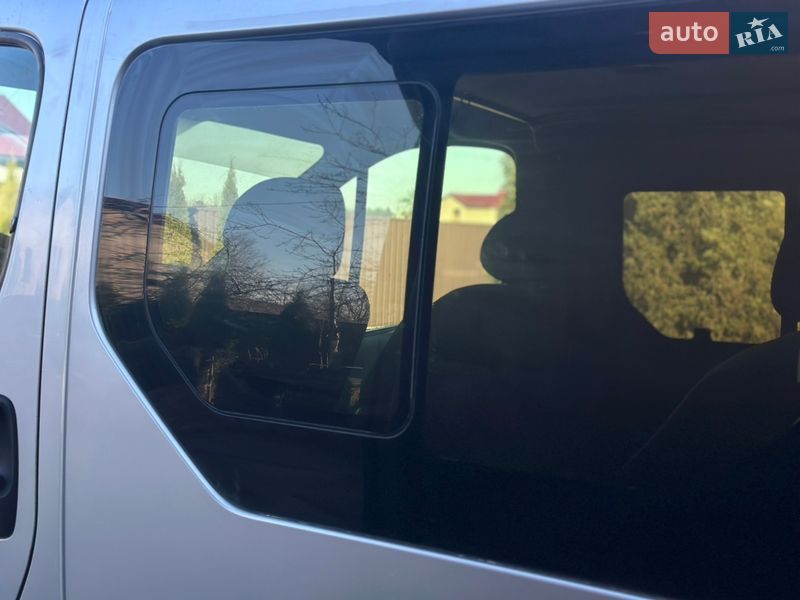 Мінівен Renault Trafic 2007 в Івано-Франківську