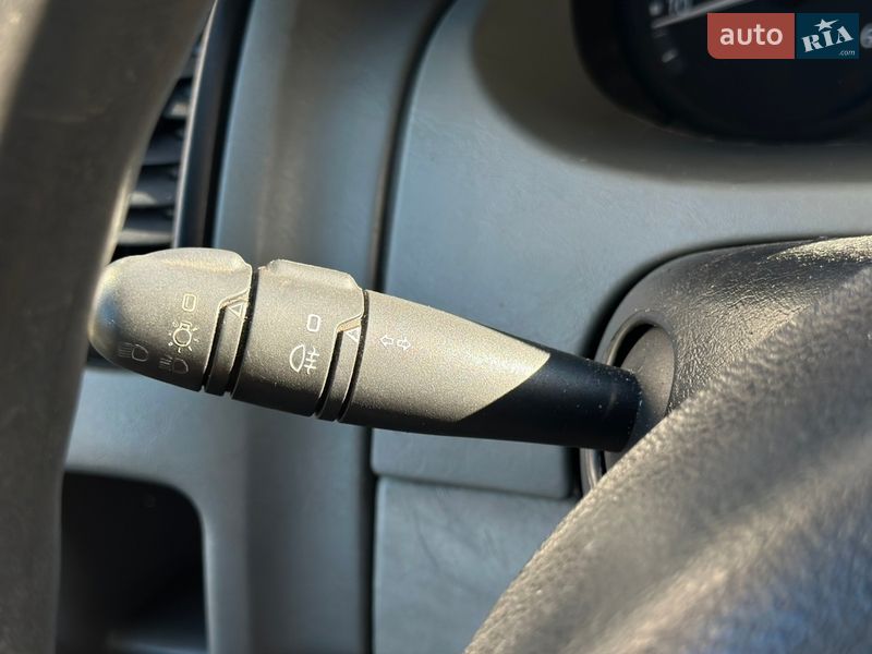 Мінівен Renault Trafic 2007 в Івано-Франківську