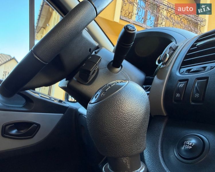 Минивэн Renault Trafic 2018 в Львове