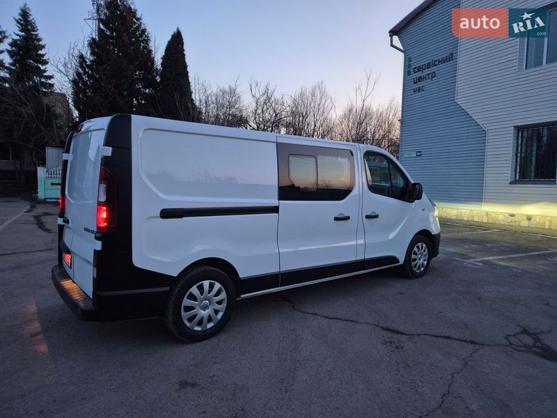 Грузопассажирский фургон Renault Trafic 2021 в Ровно
