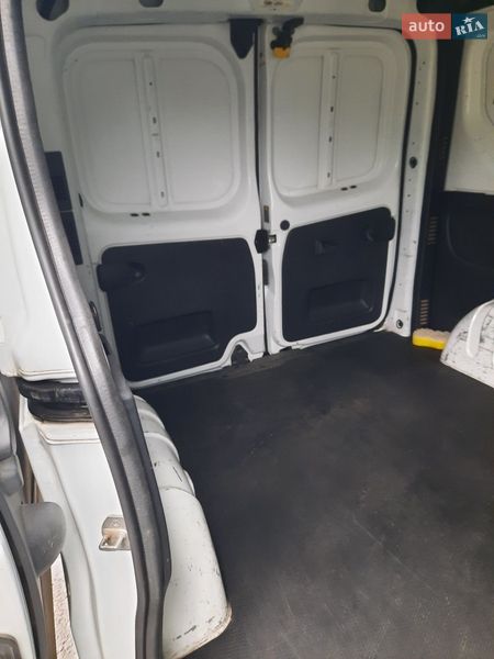 Грузовой фургон Renault Trafic 2015 в Днепре