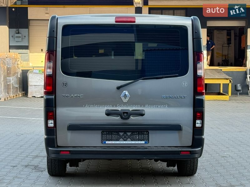 Мінівен Renault Trafic 2017 в Рівному