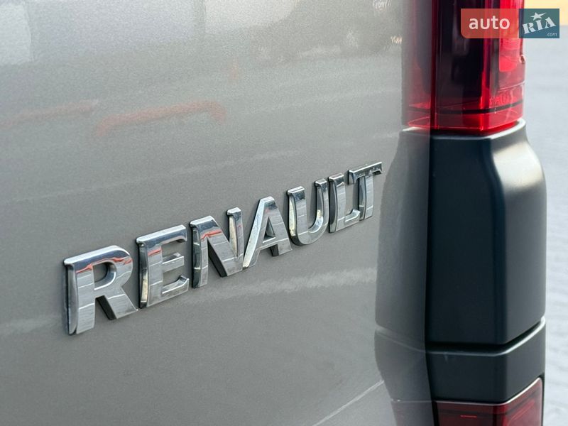 Мінівен Renault Trafic 2017 в Рівному