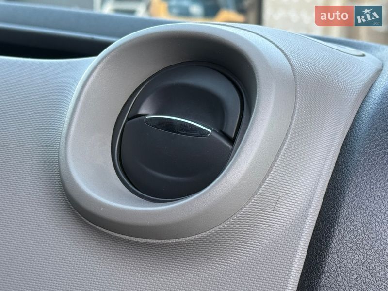 Мінівен Renault Trafic 2017 в Рівному