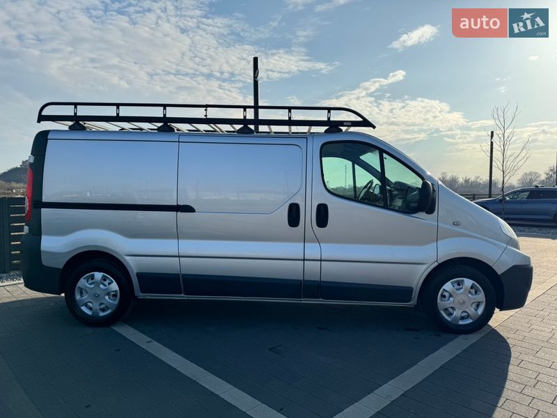 Грузовой фургон Renault Trafic 2013 в Мукачево