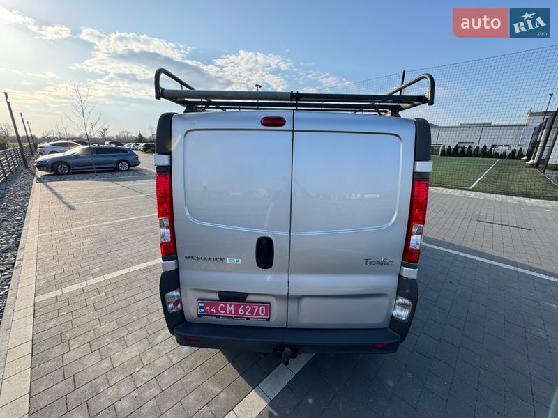 Грузовой фургон Renault Trafic 2013 в Мукачево