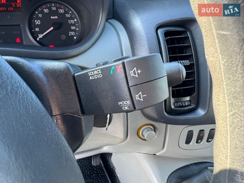 Грузовой фургон Renault Trafic 2013 в Мукачево