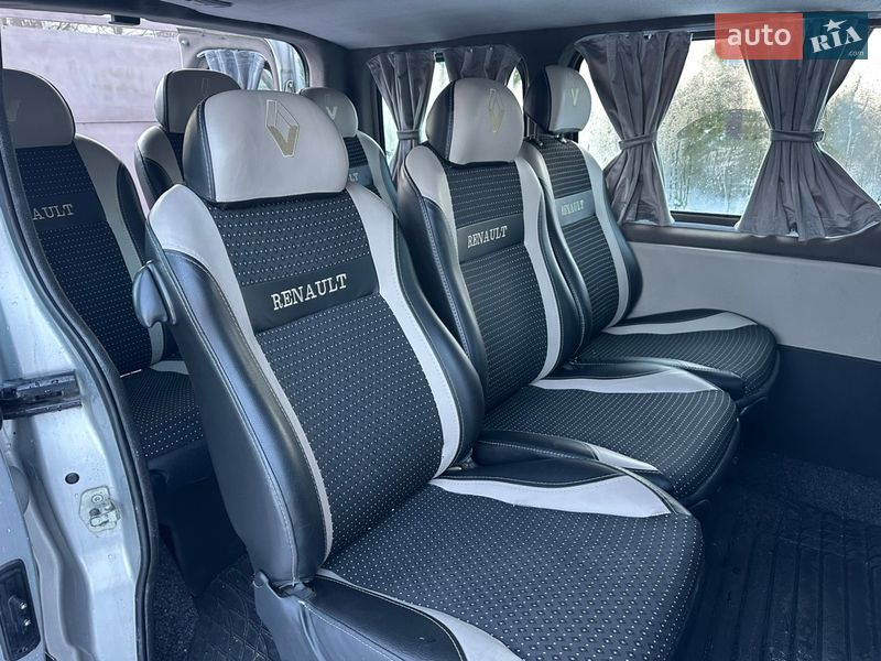 Минивэн Renault Trafic 2007 в Делятине