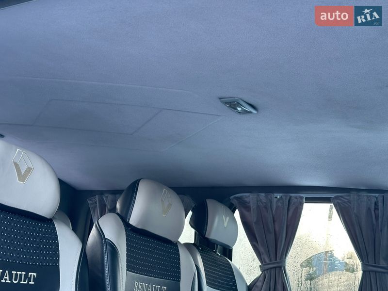 Минивэн Renault Trafic 2007 в Делятине