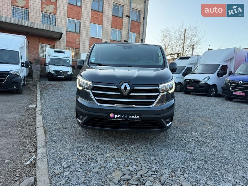 Вантажний фургон Renault Trafic 2022 в Рівному