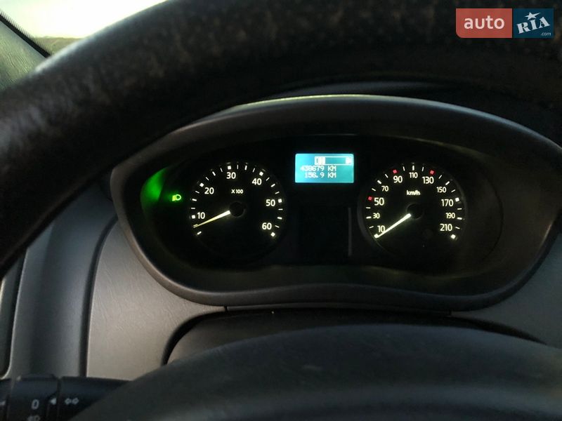Грузопассажирский фургон Renault Trafic 2012 в Красилове
