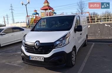 Вантажний фургон Renault Trafic 2015 в Вишгороді