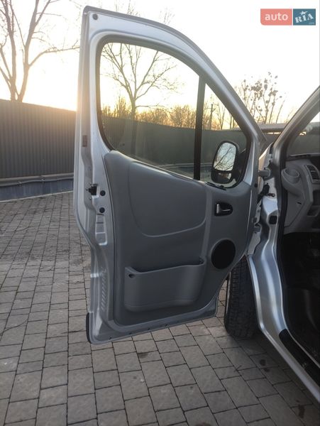 Минивэн Renault Trafic 2011 в Львове