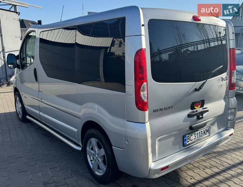 Минивэн Renault Trafic 2013 в Киеве