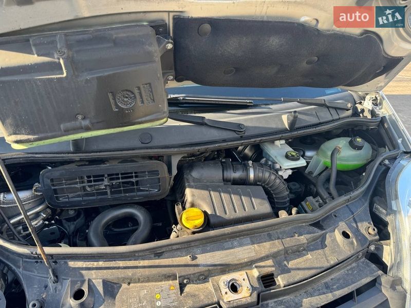 Минивэн Renault Trafic 2013 в Киеве