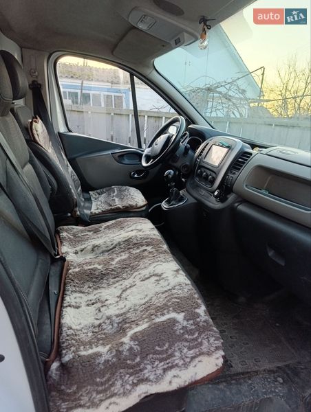 Грузовой фургон Renault Trafic 2014 в Макарове