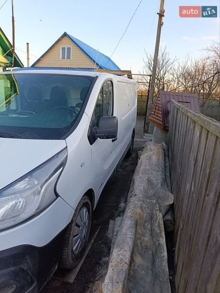 Грузовой фургон Renault Trafic 2014 в Макарове