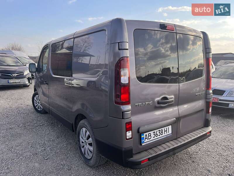 Мінівен Renault Trafic 2017 в Вінниці