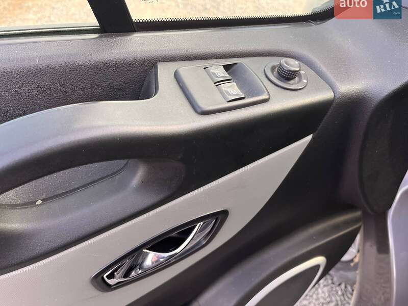 Мінівен Renault Trafic 2017 в Вінниці
