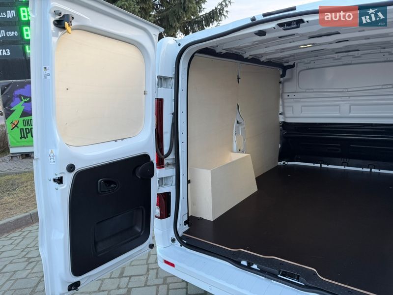 Грузовой фургон Renault Trafic 2025 в Дубно