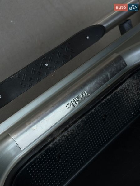 Вантажопасажирський фургон Renault Trafic 2012 в Дубні