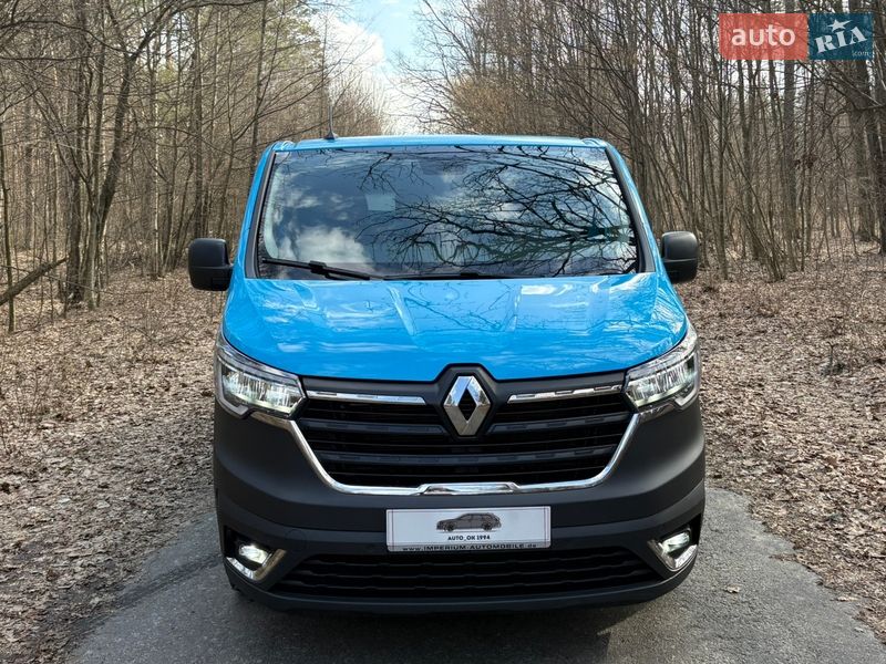 Грузовой фургон Renault Trafic 2022 в Киеве
