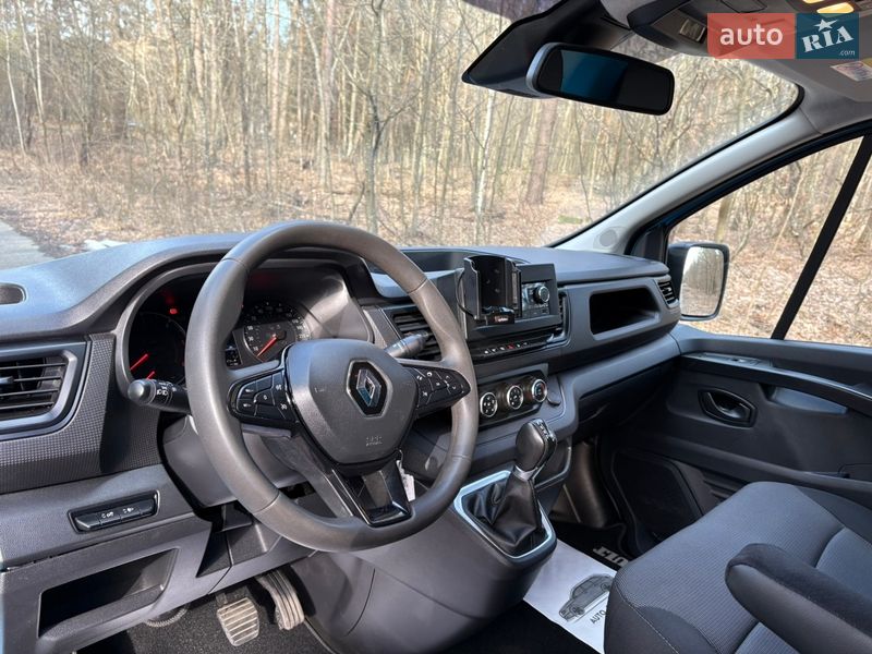Грузовой фургон Renault Trafic 2022 в Киеве