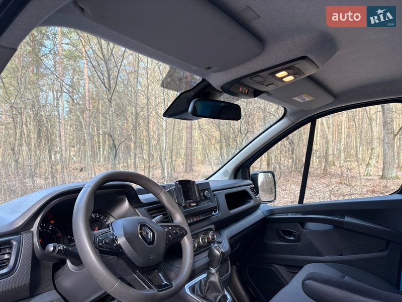 Грузовой фургон Renault Trafic 2022 в Киеве